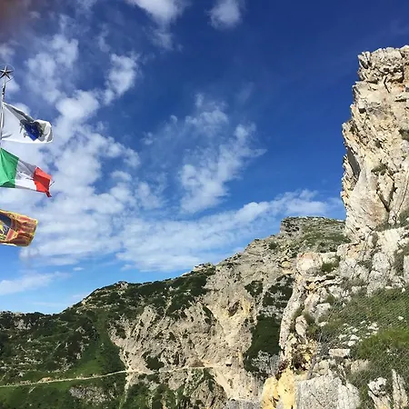 Casabasoti Bed & Breakfast