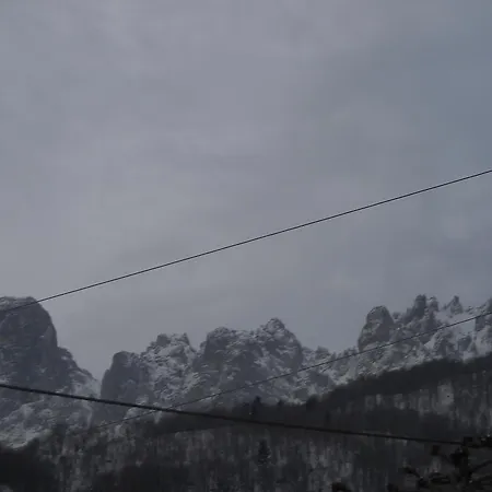 Alojamento de Acomodação e Pequeno-almoço Casabasoti Valli del Pasubio