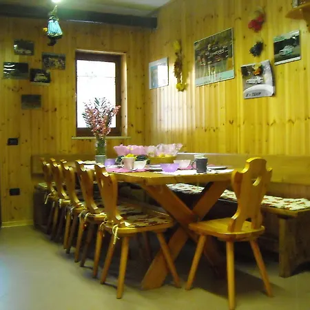 לינה וארוחת בוקר Casabasoti